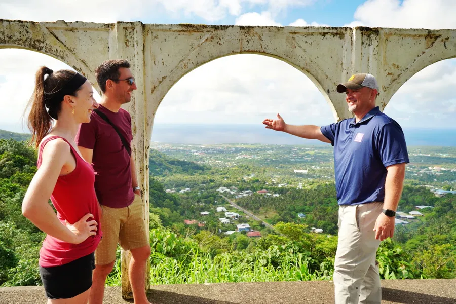 A'oloau Lookout Best Tours Guide CREDIT AmericanSamoaPocketGuide.com