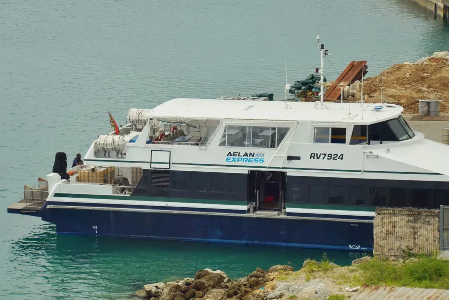 Aelan Express Ferry (1) CREDIT VanuatuPocketGuide.com