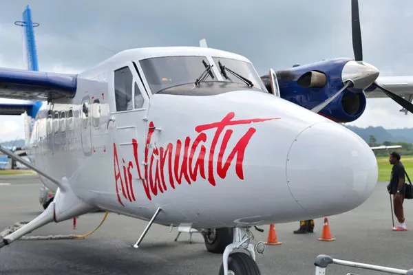Air Vanuatu Domestic Flight Plane (2) SEB CREDIT VanuatuPocketGuide.com