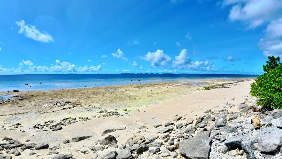 Airport Secret Beach (2) SEB CREDIT MarshallIslandsPocketGuide.com