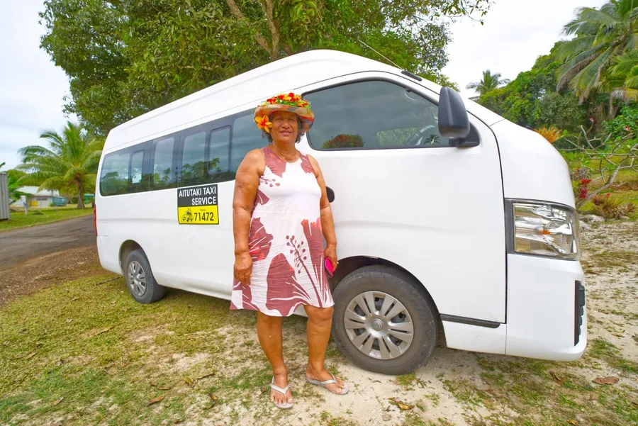 Aitutaki Taxi & E Bike Tour Guide (3) CREDIT CookIslandsPocketGuide.com