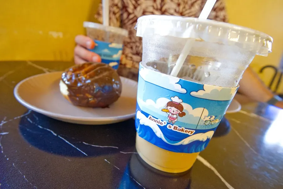 Annie's Bakery Coffee Cafe (2) CREDIT MarshallIslandsPocketGuide.com
