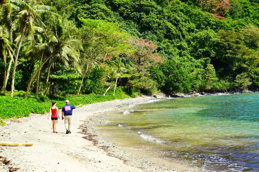 Best Tours Guided Tour Maloata Beach 1 CREDIT AmericanSamoaPocketGuide.com