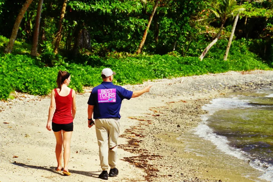 Best Tours Guided Tour Maloata Beach CREDIT AmericanSamoaPocketGuide.com