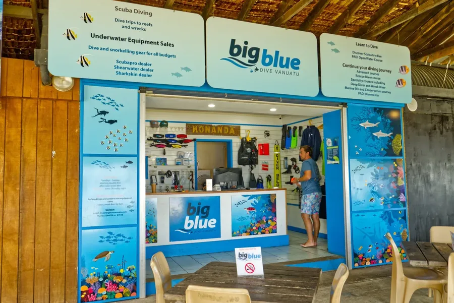 Big Blue Scuba Diving CREDIT VanuatuPocketGuide.com