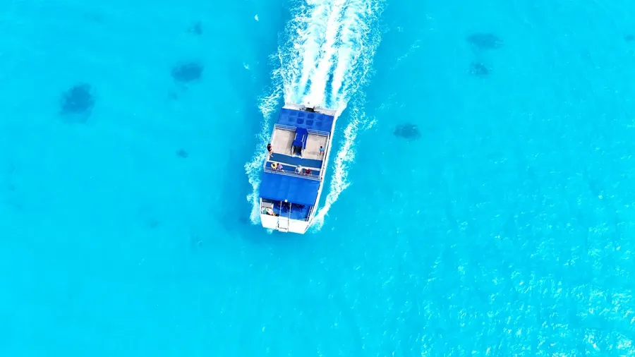 Bishop's Cruises Aitutaki Lagoon Boat (6) SEB CREDIT CookIslandsPocketGuide.com