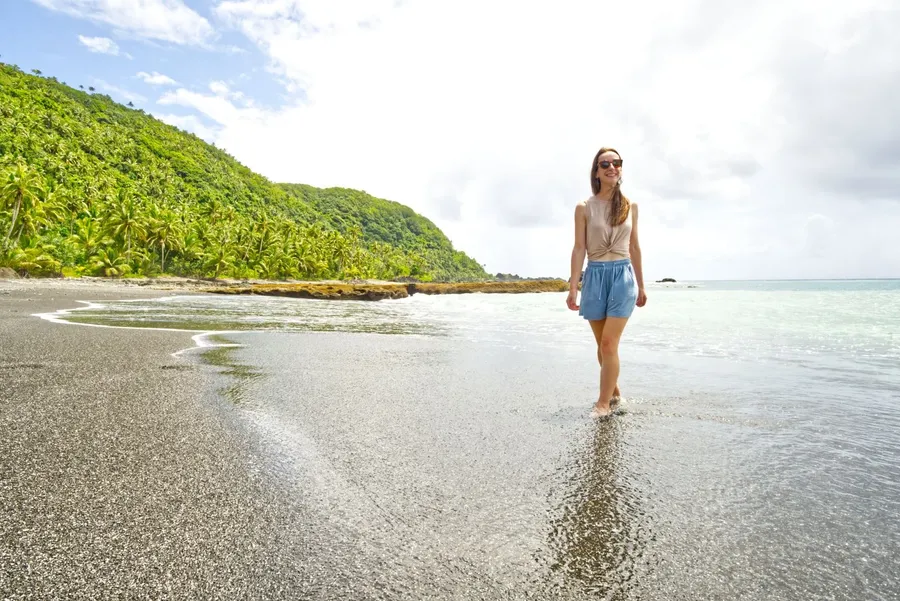 Black Sand Beach (7) CREDIT WallisandFutunaPocketGuide.com
