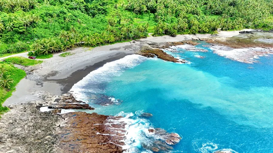 Black Sand beach Tuatafa (3) SEB CREDIT WallisandFutunaPocketGuide.com