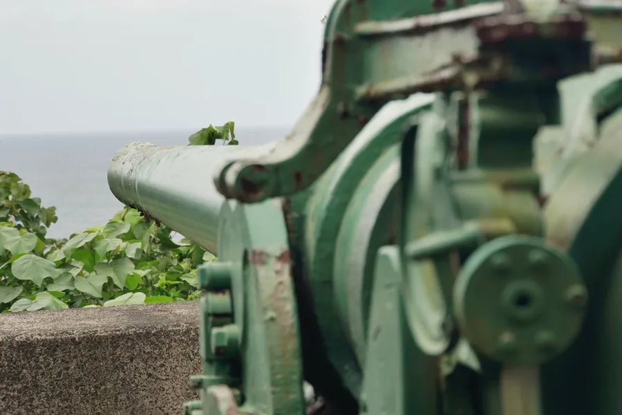 Blunts Point Battery Gun CREDIT AmericanSamoaPocketGuide.com