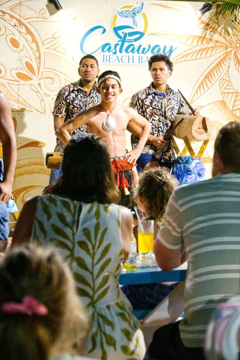 Castaway Beach Bar Island Night Culture (8) CREDIT CookIslandsPocketGuide.com 1