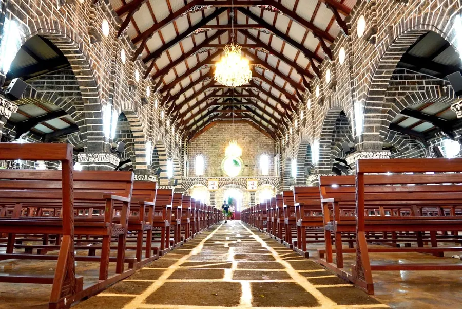 Cathedral Church Mata'utu (2) BI CREDIT WallisandFutunaPocketGuide.com