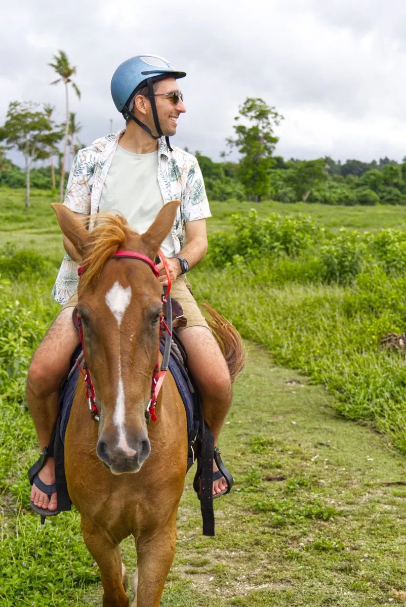 Club Hibbique Horse Riding 8 CREDIT VanuatuPocketGuide.com