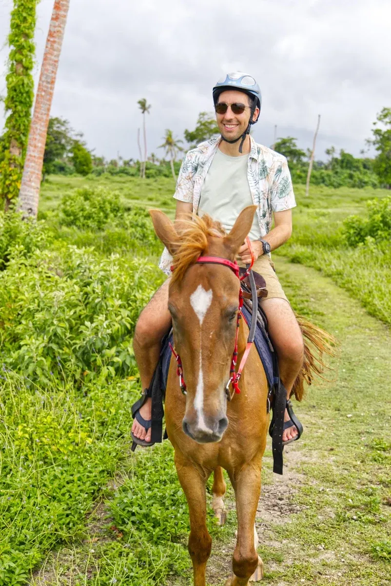 Club Hibbique Horse Riding 9 CREDIT VanuatuPocketGuide.com