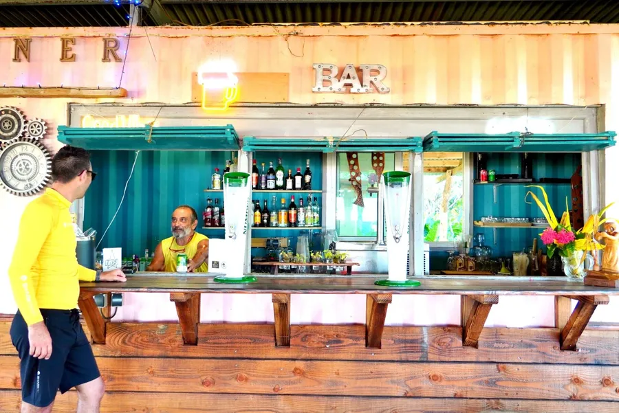 Container Bar Nightlife BI CREDIT WallisandFutunaPocketGuide.com