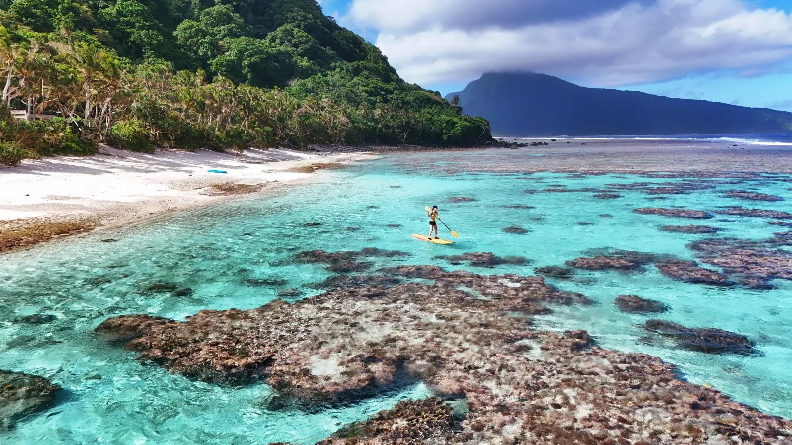 Coral Landscape Ofu Manu'a SUP Paddle CREDIT AmericanSamoaPocketGuide.com