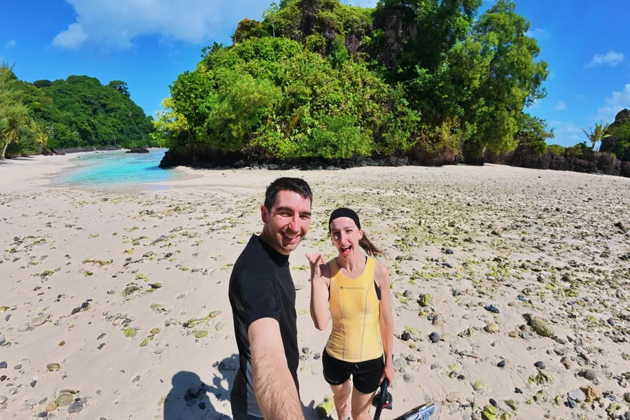Couple Le Loto Beach Ofu Manu'a CREDIT AmericanSamoaPocketGuide.com