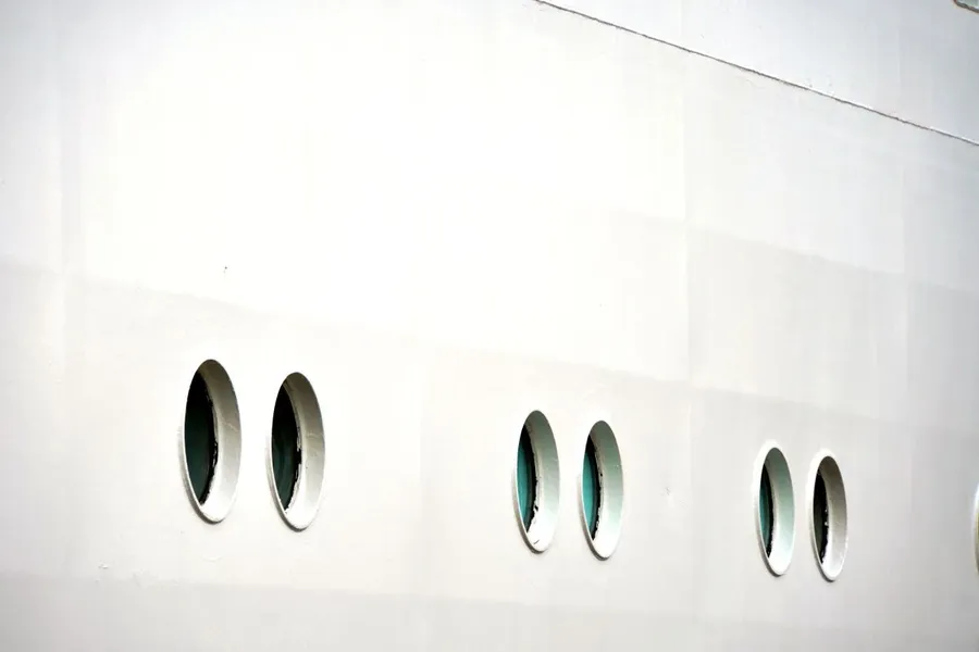 Cruise Ship Generic (4) CREDIT AmericanSamoaPocketGuide.com