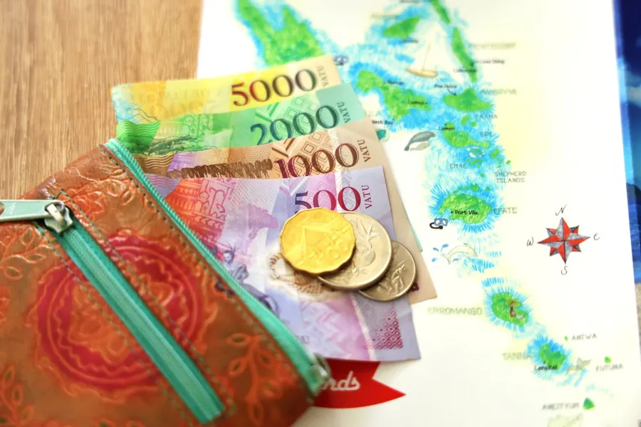 Currency Money Cash Coins Notes (1) CUNL CREDIT VanuatuPocketGuide.com