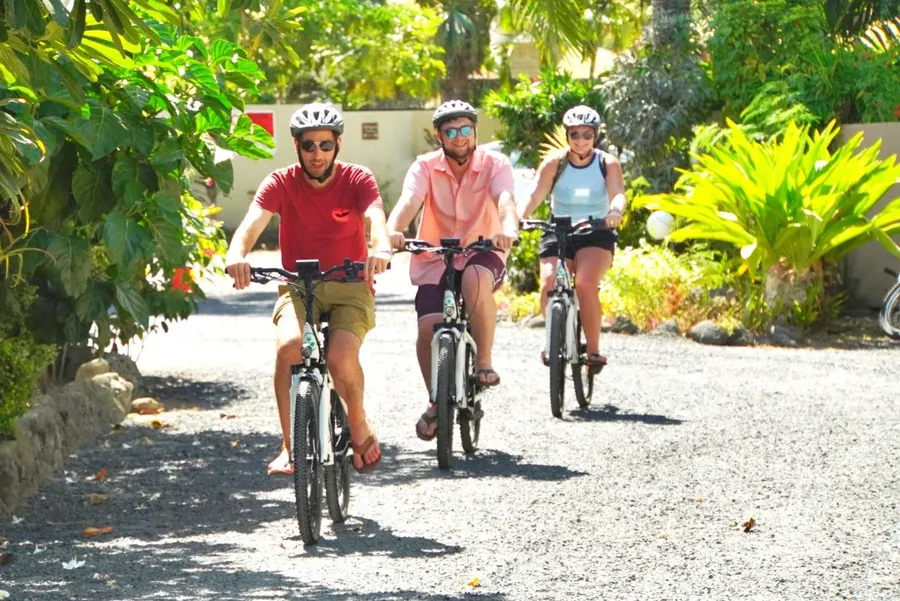 Cycle Bike Tik E Bikes (3) CREDIT cookislandspocketguide.com