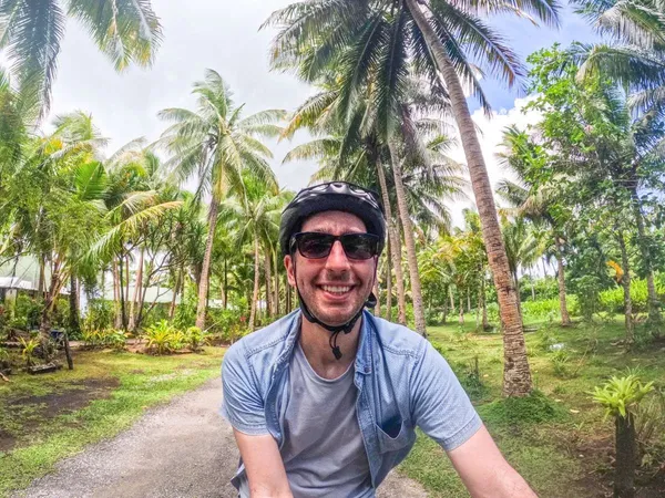 Cycling Selfie Robin Bike Bicycle Riding MUST CREDIT samoapocketguide.com