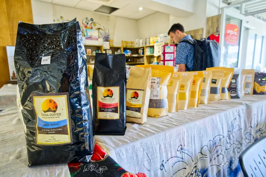 Departure Lounge Port Vila Airport Gift Souvenir Shopping Tanna Coffee CREDIT VanuatuPocketGuide.com