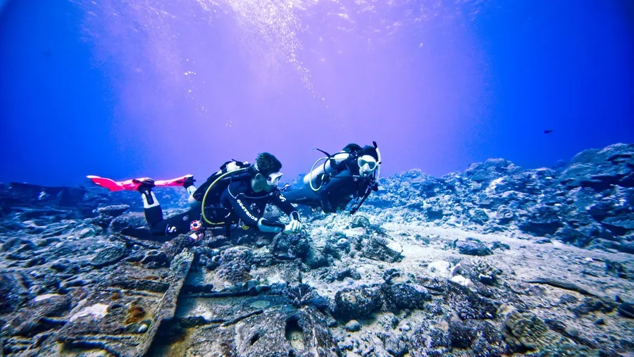 Dive Rarotonga Mataora Scuba Coral (5) U CREDIT CookIslandsPocketGuide.com 1