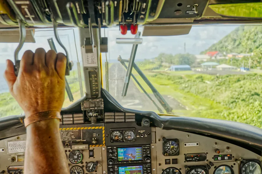 Domestic Flight Plane Manu'a Ta'u Airport CREDIT AmericanSamoaPocketGuide.com