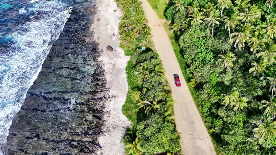 Driving Road Corail Rental SE CREDIT WallisandFutunaPocketGuide.com