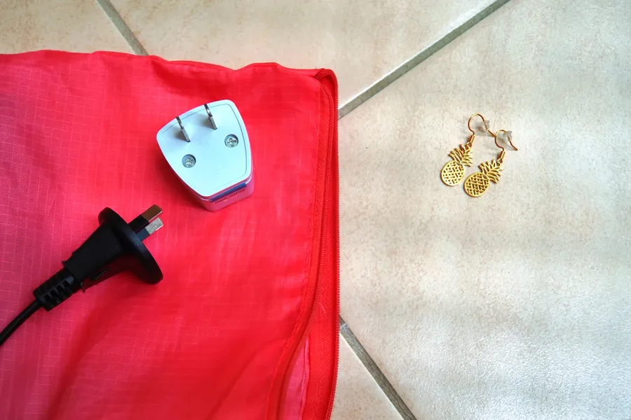 Electrical Adapter Plug US (3) CREDIT AmericanSamoaPocketGuide.com