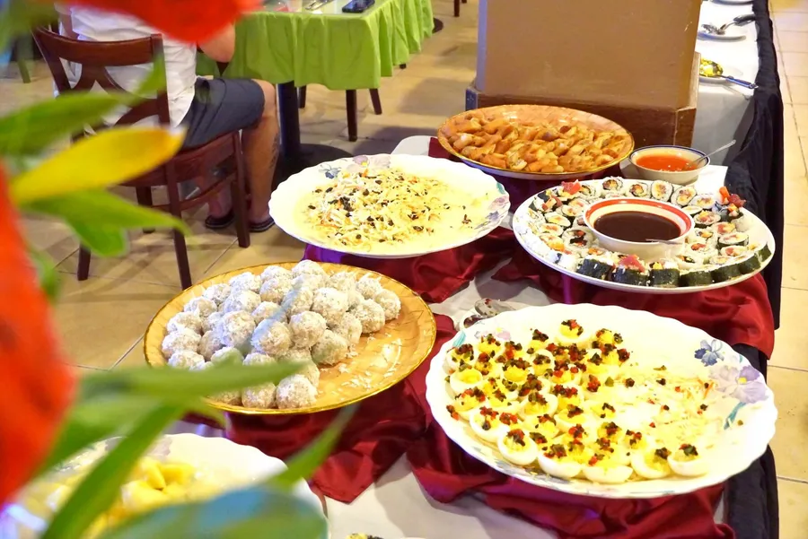 Enra Restaurant Sunday Brunch CUNL CREDIT MarshallIslandsPocketGuide.com