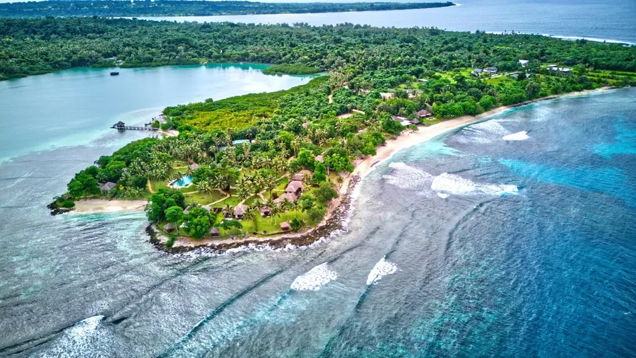 Eratap Beach Resort Landscape Efate CREDIT VanuatuPocketGuide.com