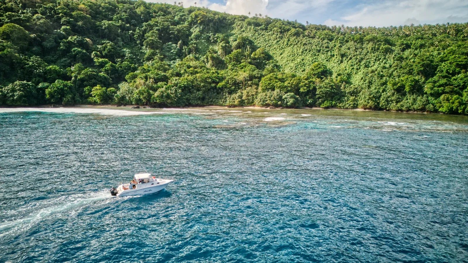 Fagatele Pago Pago Charters Boat Scuba 2 CREDIT AmericanSamoaPocketGuide.com