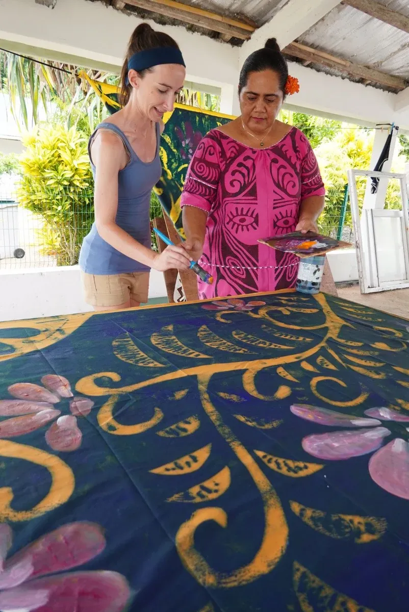 Faleafe Lavalava Painting (5) BNCC CREDIT WallisandFutunaPocketGuide.com