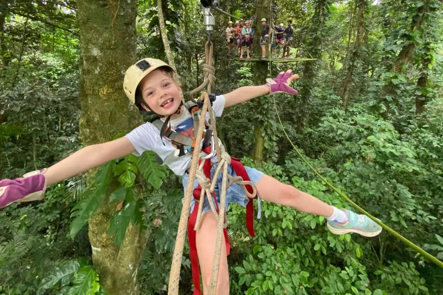 Family travel vanuatu Zipline