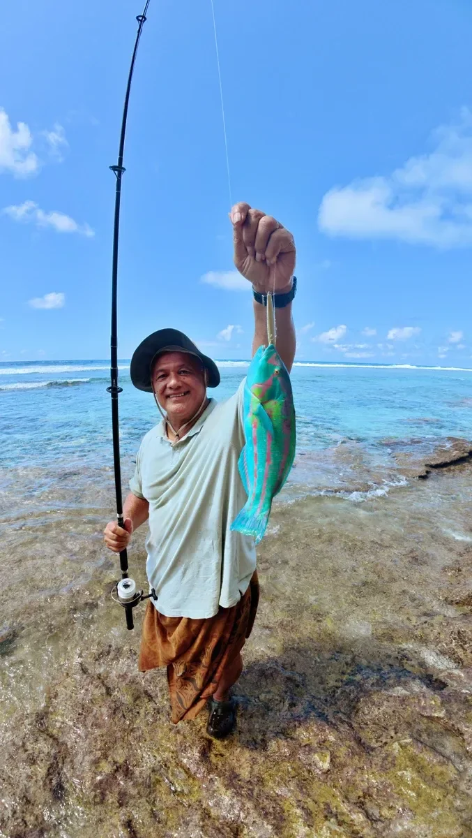 Fred Saua Local Fishing CREDIT AmericanSamoaPocketGuide.com