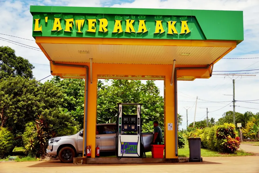 Gas Station L'After Aka'aka SE CREDIT WallisandFutunaPocketGuide.com
