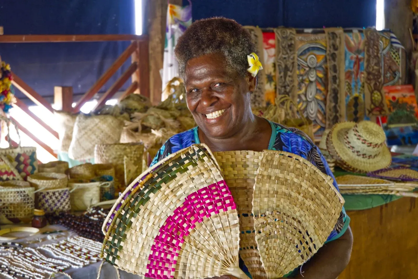 Haos Blong Handicraft Market Local CREDIT VanuatuPocketGuide.com