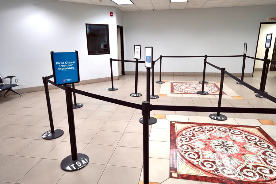 Hawaiian Airlines Airport First Class CREDIT AmericanSamoaPocketGuide.com