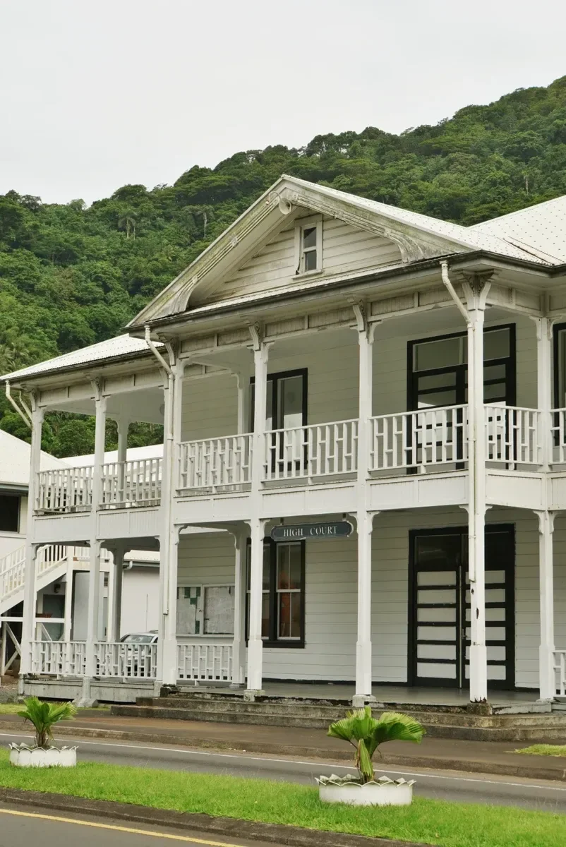 Historical Court House (2) CREDIT AmericanSamoaPocketGuide.com