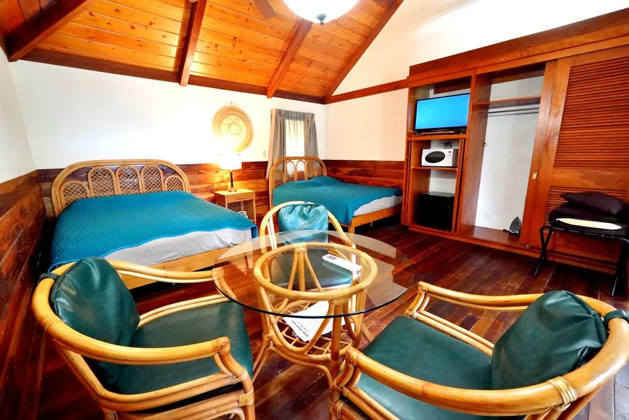 Hotel Robert Reimers (3) BI CREDIT MarshallIslandsPocketGuide.com