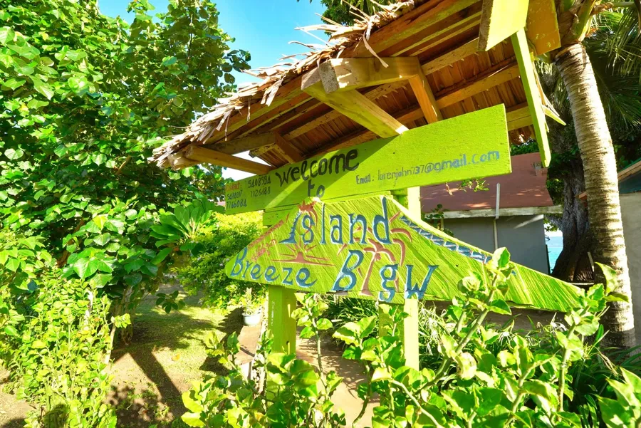Island Breeze Bungalow Nguna (2) CREDIT VanuatuPocketGuide.com