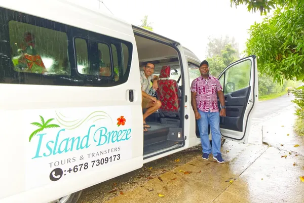 Island Breeze Tour Guide Transport CREDIT VanuatuPocketGuide.com