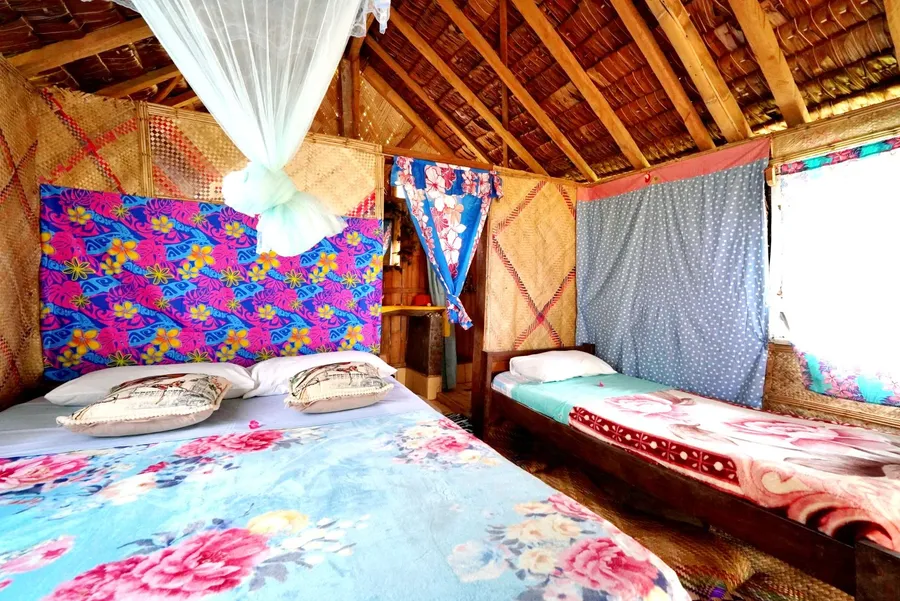 Iwaru Bungalows and Black Sand Beach (17) BI CREDIT VanuatuPocketGuide.com