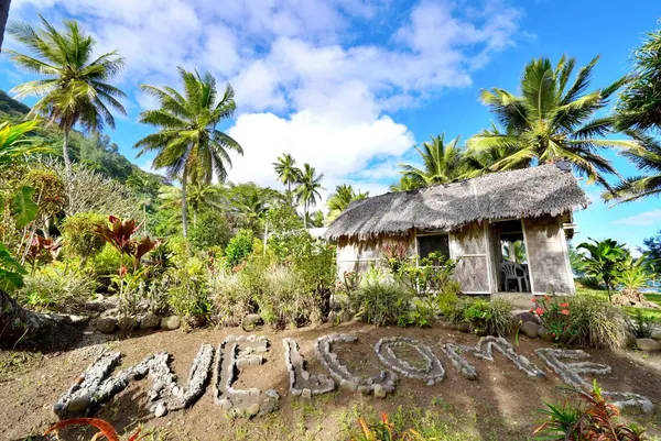 Iwaru Bungalows and Black Sand Beach (9) SEB CREDIT VanuatuPocketGuide.com