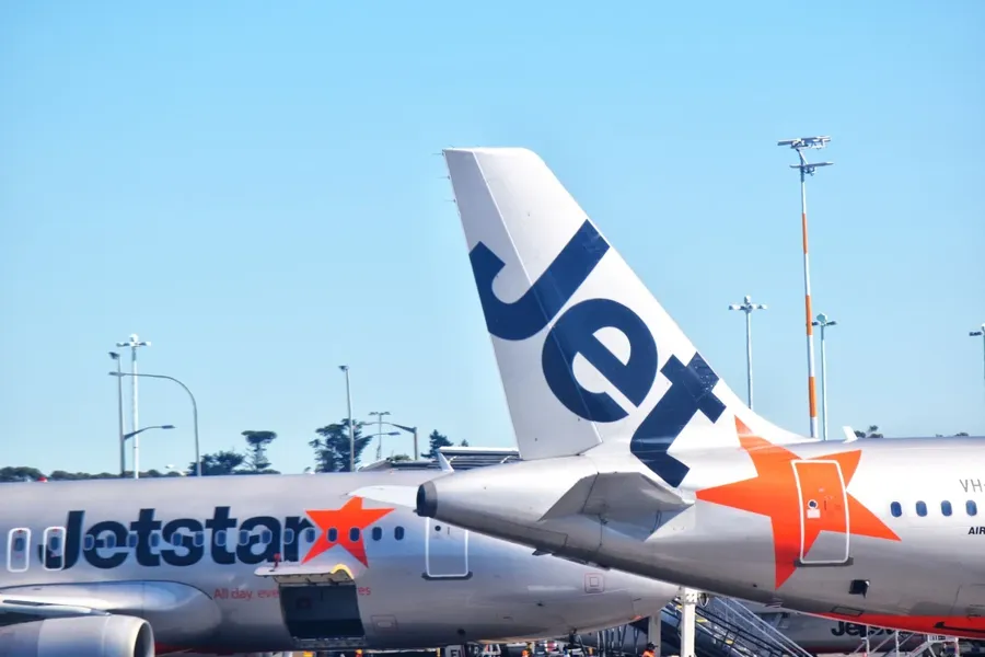 Jetstar airline plane