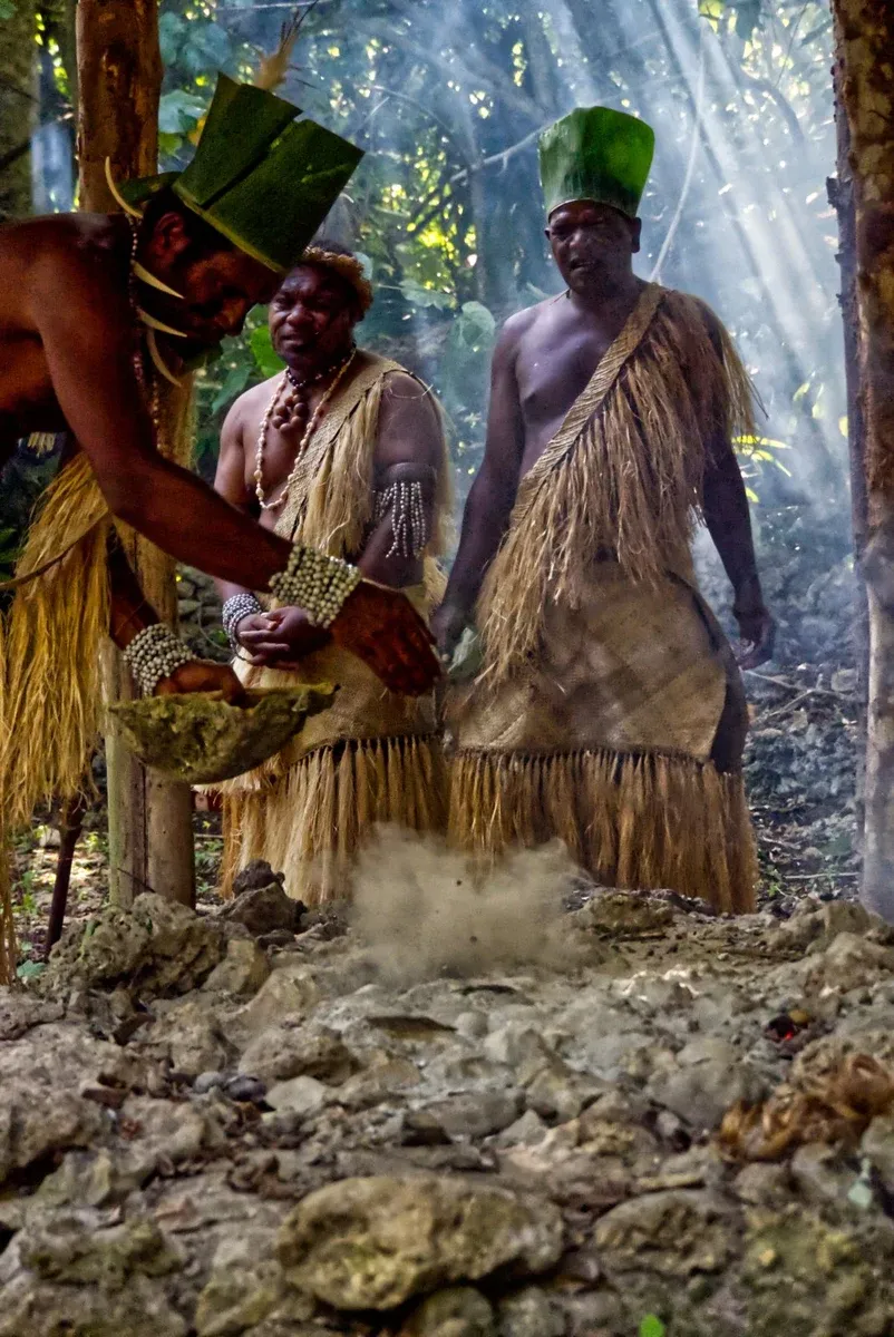 Jiarofa Cultural Village Fire Hot Stone Walk CREDIT VanuatuPocketGuide.com