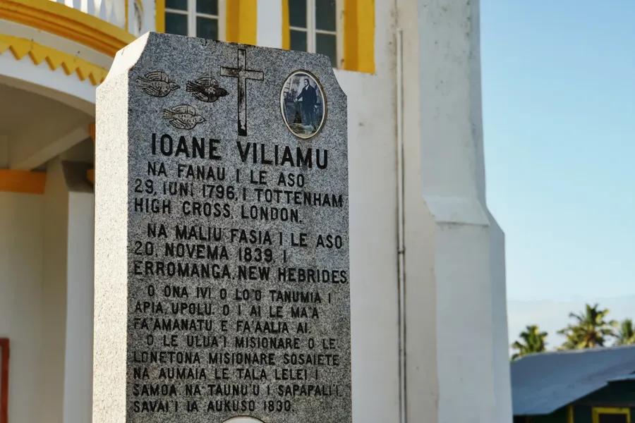 John Williams Memorial Leone CREDIT AmericanSamoaPocketGuide.com