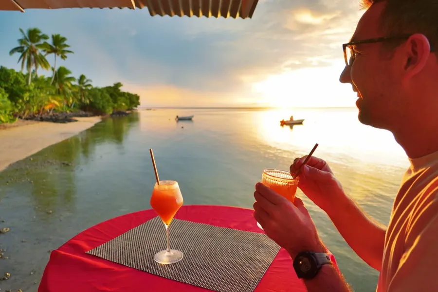 Koko Bay Cocktails Sunset (1) S CREDIT WallisandFutunaPocketGuide.com