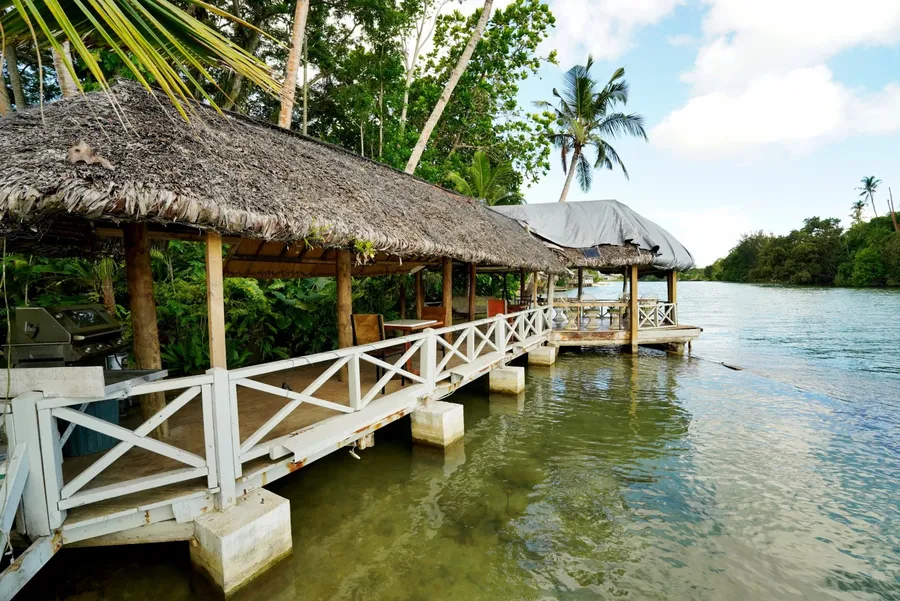 Lagoon Gardens (3) CREDIT VanuatuPocketGuide.com