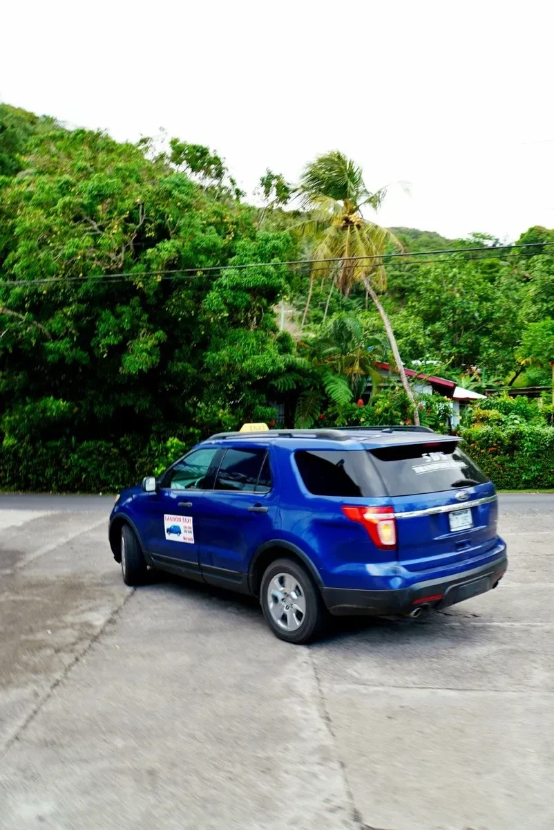 Lagoon Taxi CREDIT AmericanSamoaPocketGuide.com